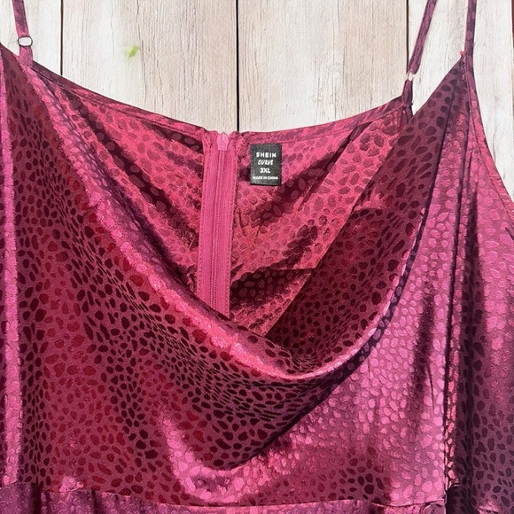 Burgundy SHEIN dress with cowl neck - 3XL (F7) - Picture 2 of 4